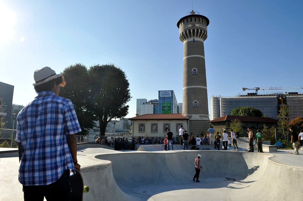 La bowl dello skatepark in Bicocca, uno dei 7 park dove facciamo lezione